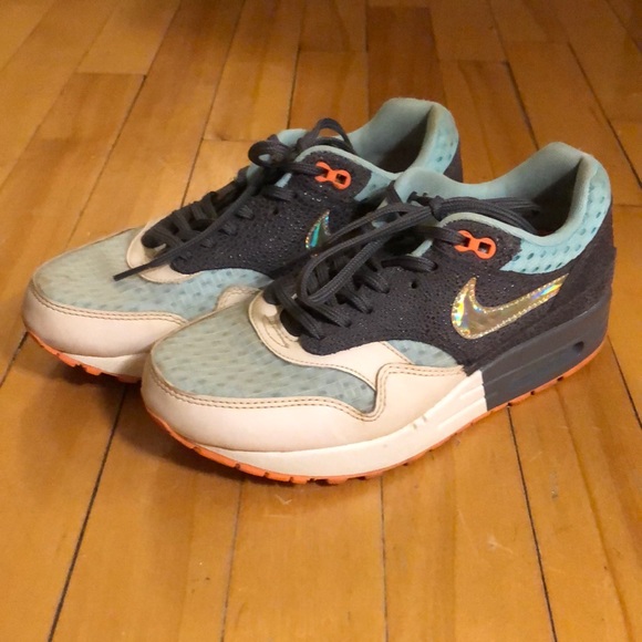 Nike Air Max - Picture 2 of 5